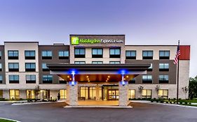 Holiday Inn Express & Suites - Milwaukee West Allis By Ihg