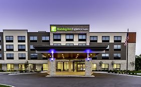 Holiday Inn Express & Suites - Milwaukee West Allis By Ihg